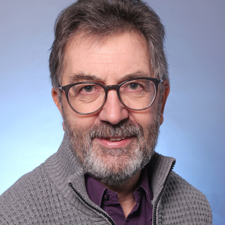  Hermann Grundh�fer